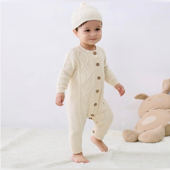 Baby Newborn Boy Knitted Sweater Romper - Picture 4 of 6
